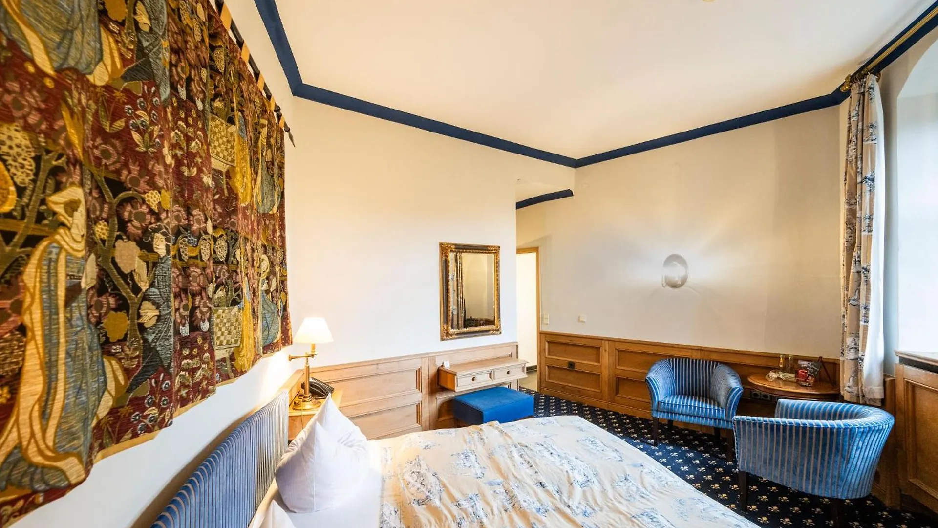 فندق Burg Rabenstein Kirchahorn 3*,